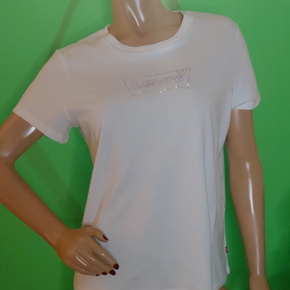 Levi's White Short Sleeve Crewneck Tee with Subtle Logo, Sz. Lg